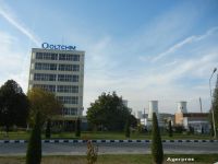 Consiliul Concurenţei analizează preluarea Oltchim de către Chimcomplex, cea mai mare tranzacție din Europa de Est din acest an