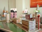 Cosmetice romanesti pe Coasta de Azur. Farmec deschide primul magazin de brand in Franta