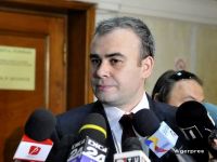 
	Darius Vâlcov, trimis în judecată în două dosare de corupție, numit consilier de stat în aparatul premierului Dăncilă

