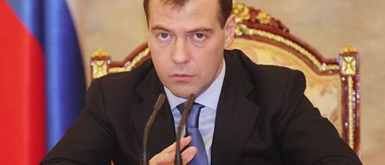 Medvedev: Politica lui Merkel in domeniul migratiei, pur si simplu stupida