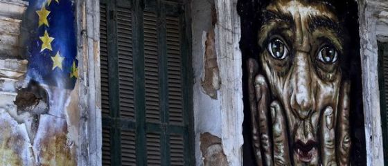 Economia Greciei va scadea cu 2,1 - 2,3% in 2015. Negocierile cu creditorii internationali s-ar putea incheia cel mai tarziu marti. Subiectele pe care nu cad de acord