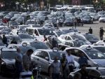 Uber suspenda UberPop in Franta, in urma protestelor taximetristilor
