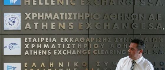 Actiunile bancilor elene, noi scaderi semnificative la Bursa de la Atena