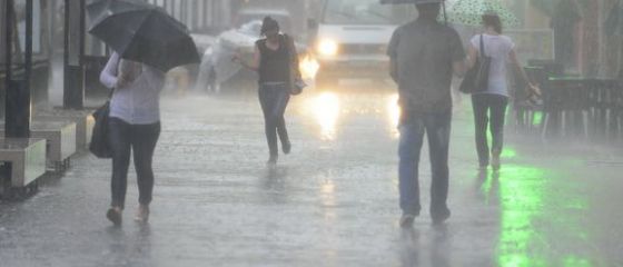 Cod galben de furtuni, prelungit pana miercuri dupa amiaza. 30 de judete, afectate