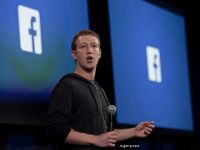 
	Facebook înregistrează cea mai mare scădere pe bursă din ultimii patru ani, în urma scandalului datelor personale folosite ilegal. Averea lui Zuckerberg, cu 5 mld. dolari mai mică
