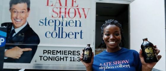 The Late Show : Colbert preia stafeta de la Letterman in fruntea celui mai popular program de televiziune