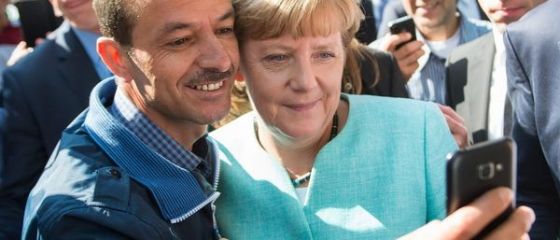 De ce accepta de fapt Berlinul refugiati. Cum mizeaza guvernul Merkel pe forta de munca a acestora pentru a-si salva propria economie si ce ar putea trage in jos Germania