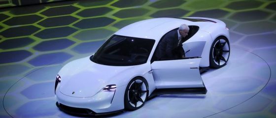 Masinile cu emisii zero , mai numeroase ca niciodata la Salonul de la Frankfurt. Porsche si Audi au facut senzatie