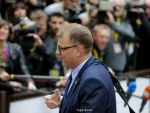 Primul discurs al unui premier finlandez in 22 de ani. Economia se contracta de trei ani si are cea mai mica rata de crestere din Europa. Sindicatele ameninta sa blocheze Finlanda