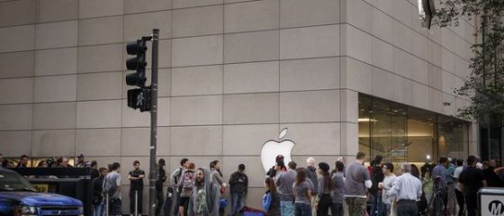 Apple, un nou record de vanzari fenomenale . In trei zile, a vandut peste 13 milioane de iPhone 6S si 6S Plus