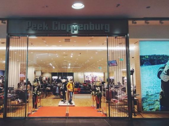Unul dintre cei mai cunoscuti retaileri din Europa, cu 500 de branduri de fashion, si-a deschis joi cel mai mare magazin din Romania