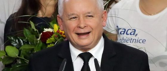 Victoria conservatorilor eurosceptici in Polonia, o noua provocare pentru UE. Cu ce promisiuni economice si sociale au castigat alegerile
