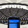 Tarifele de roaming, eliminate in UE, din 2017, dupa ce Parlamentul European a adoptat marti noul pachet telecom. Regulile clare privind accesul la internet