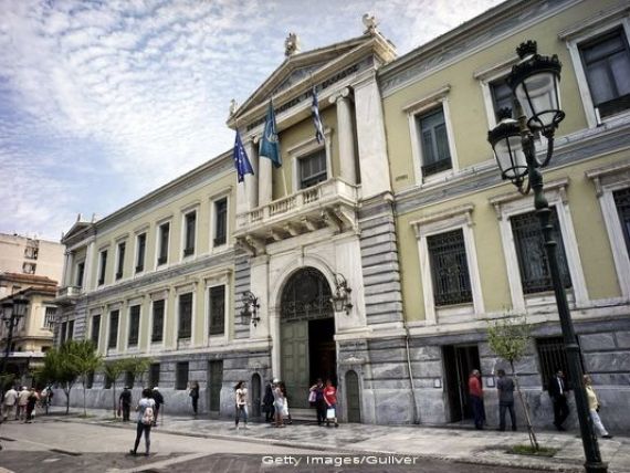 NBG, cel mai mare grup bancar al Greciei, prezent si in Romania, vinde perla coroanei : Finansbank. Decizia, pentru a-si acoperi deficitul de capital. Cati bani poate obtine