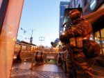 16 persoane, arestate in urma raidurilor din mai multe orase belgiene. Unde s-ar ascunde inamicul numarul 1, Salah Abdeslam