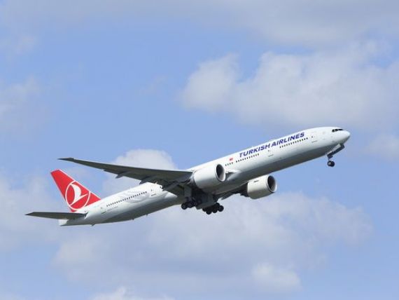 Turkish Airlines le ofera laptopuri pasagerilor de la clasa business, dupa interdictiile impuse de SUA si Marea Britanie