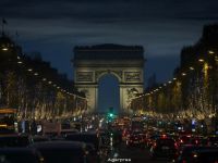 Bulevardul Champs Elysees din Paris va fi inchis pentru masini o duminica pe luna