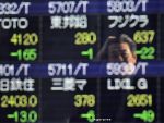 Bursa japoneza a inchis vineri in picaj in a cincea sedinta consecutiva de scadere din 2016. Cea din Shanghai, pe crestere, dupa ce a fost inchisa prematur a doua oara saptamana aceasta