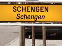 
	Ce ar insemna disparitia Schengen. Juncker: Pastrarea monedei euro nu ar mai avea sens
