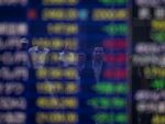 Bursa de la Tokyo a inchis in picaj cu 2,43%, o cadere de aproape 16% de la inceputul anului. Actiunile europene, in crestere, in asteptarea discursului lui Draghi