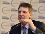 Iancu: Pretul petrolului ar putea ajunge la 14 dolari pe baril. Va avea impact si in bugetul Romaniei