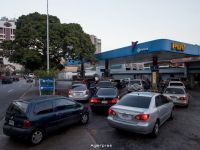 
	Venezuela majoreaza pretul la benzina pentru prima data in 20 de ani. Cresteri uriase
