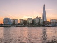 
	Deloitte: Londra genereaza cele mai multe joburi de inalta calificare din intreaga lume. Specialisti de 95 de nationalitati lucreaza in capitala Regatului
