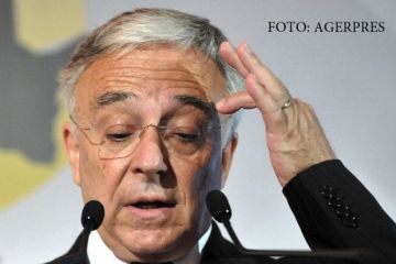 Cum a ajuns Mugur Isarescu sa castige peste un sfert de milion de euro pe an. Veniturile sefului BNR s-au dublat in ultimii sapte ani