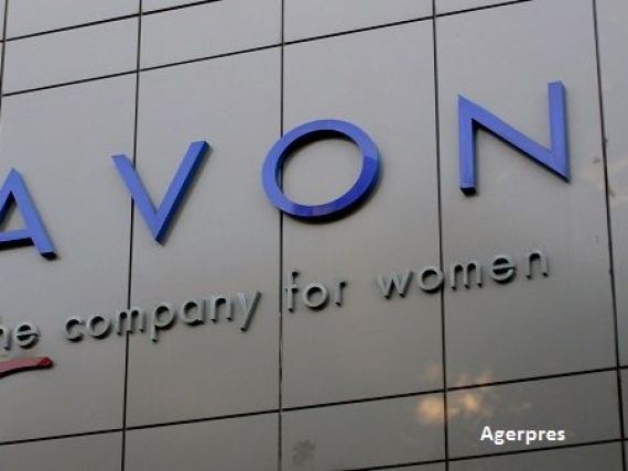 Avon desfiinteaza 2.500 de locuri de munca si-si muta sediul in Marea Britanie, dupa preluarea de catre Cerberus Capital