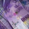 Vreti sa luati un imprumut pentru casa de la banca? Aveti grija la anexele contractului de credit. Ce au patit doi romani cu credite in franci