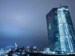 Germania vrea un neamt in fruntea BCE, nemultumita de politica italianului Mario Draghi: Banii aruncati din elicopter vor fi in final costisitori pentru zona euro