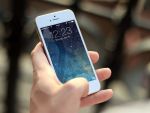 Noul iPhone, menit sa relanseze vanzarile in scadere ale gigantului, nu va fi un succes garantat