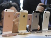 
	Apple prezinta un iPhone mai mic si mai ieftin, pentru a-si relansa vanzarile in scadere, si promite sa nu cedeze in batalia cu FBI

