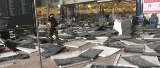 Explozii pe aeroport si la metroul din Bruxelles: cel putin 34 de morti si peste 200 de raniti. Atentatele, revendicate de Statul Islamic