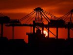 Eurostat: Romania a inregistrat in martie cea mai mare crestere a productiei industriale din UE. Industria reprezinta un sfert din economia romaneasca