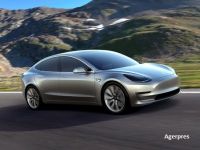 
	Noua masina electrica de la Tesla, surprinsa pe strada. Cum se comporta Model 3 in trafic. VIDEO
