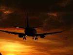 Cand sa-ti cumperi biletul de avion pentru vacanta ca sa-l iei cu 28% mai ieftin. Ziua si ora la care se face rezervarea influenteaza pretul final