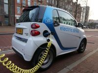 Primaria Capitalei vrea sa instaleze 30 de statii de alimentare a autovehiculelor electrice