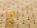 De ce se numeste dolarul dolar si leul leu? De unde provin denumirile celor mai cunoscute monede ale lumii