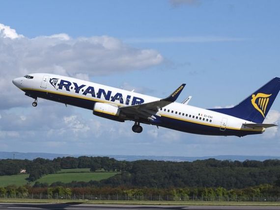 Ryanair reduce tarifele cu 7%, pe fondul concurentei si a scaderii pretului titeiului. Operatorul irlandez anunta profit in crestere cu 43%