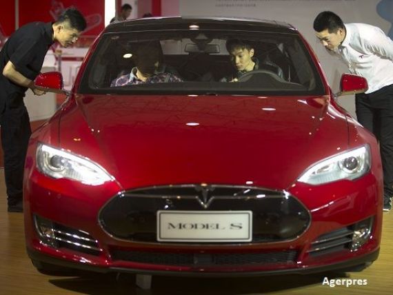 Tesla Motors lanseaza doua versiuni mai ieftine Model S, care ar putea circula pe soselele din SUA pana in iulie