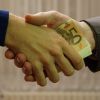 România, a doua în UE la economia gri . Dacă evaziunea s-ar reduce cu 10%, s-ar strânge la buget banii necesari pentru educaţie pe trei ani