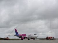
	Wizz Air inaugureaza zborurile de pe Aeroportul din Suceava, cu o cursa catre Milano si cu reduceri de 25% pe toate rutele. Ce alte detinatii urmeaza din Moldova
