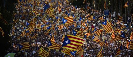Tensiuni separatiste la Madrid: Catalonia si Tara Bascilor au refuzat, in premiera, sa participe la o intalnire cu premierul Rajoy. Guvernul catalan cere ruperea de Spania