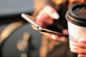 Este oficial: Comisia Europeana anunta ca, din 14 iunie 2017, nu vor mai exista tarife de roaming in UE