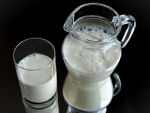 Laptele, cea mai mare crestere de pret din ultimii sapte ani. Alimentele s-au scumpit cu 3%, in ultima luna