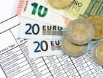Leul s-a depreciat fata de euro, care depaseste din nou pragul de 4,5 lei