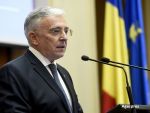 Isarescu: Bugetul este unul ambitios pe partea de venituri si mai degraba optimist, pe partea de cheltuieli. Instabilitatea si tensiunile politice nu au cum sa ajute economia