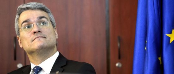 Pensiile cresc cu peste 5% in 2017. Guvernul nu a luat nicio decizie privind salariul minim