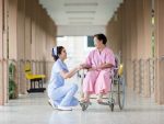 Navigatorul de pacienti, o noua ocupatie inclusa in COR. In prezent, o singura persoana practica aceasta meserie in Romania